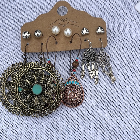 New set of six hobo earrings. Beautiful. - Picture 1 of 3